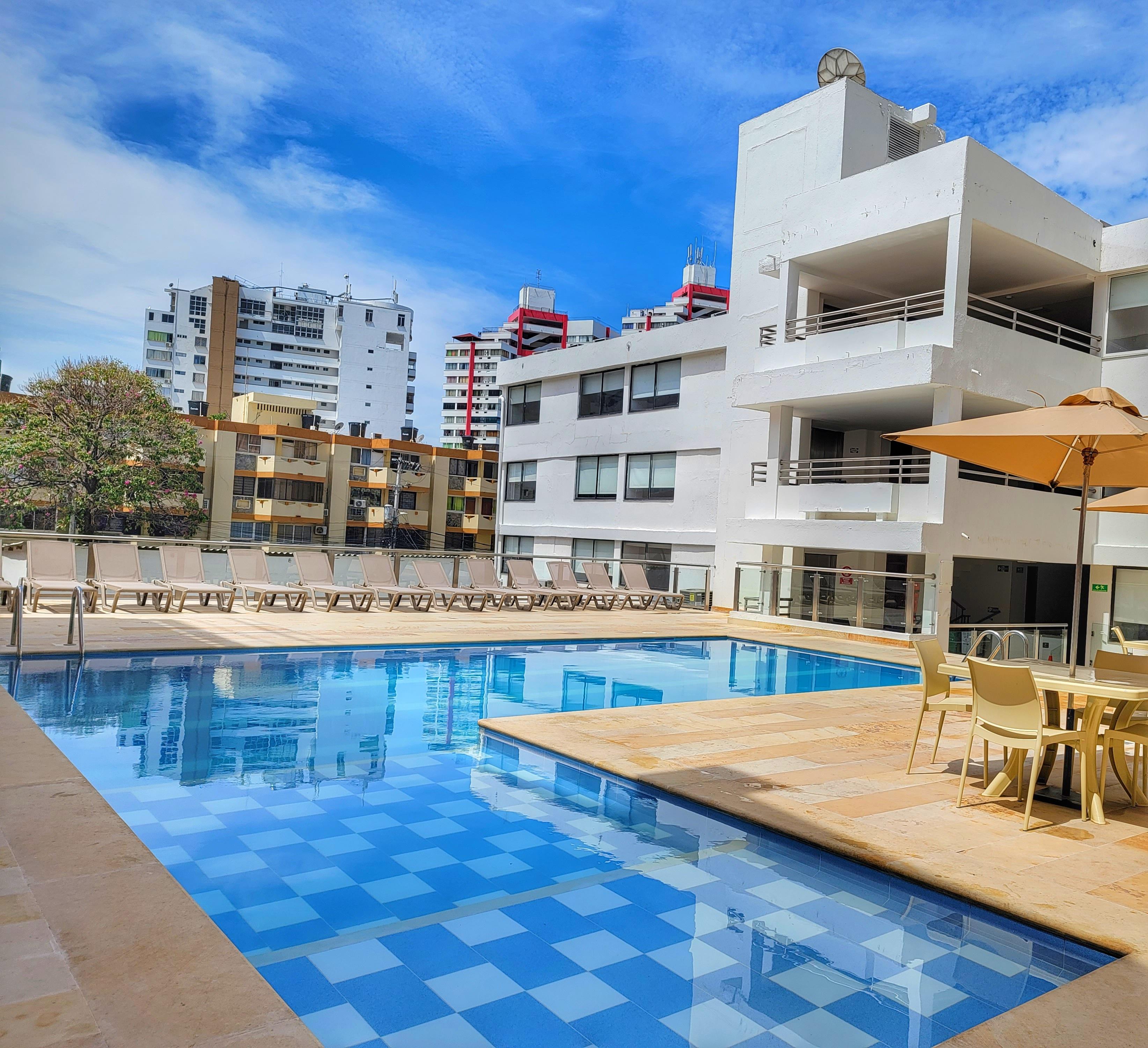 Santa Marta Colombia Hotels; Hotel Arhuaco Rodadero Cr 2 N°6- 49 Santa Marta